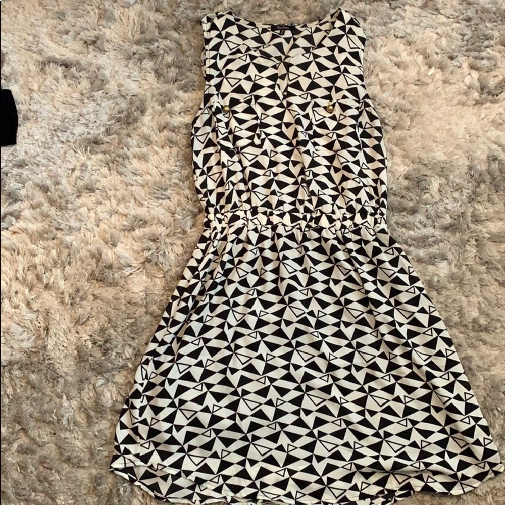 Black and white patterned dress- size medium